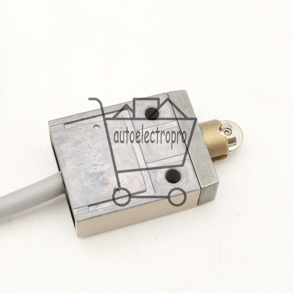 1PCS azbil 914CE2-3 travel switch