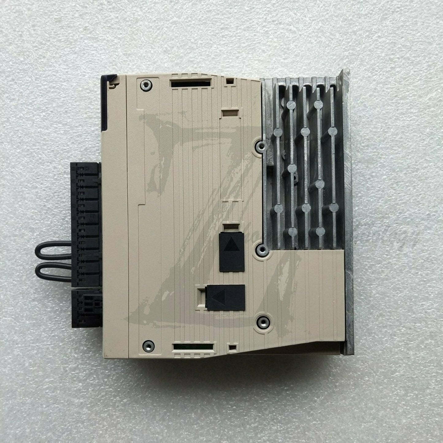 1PC Used Yaskawa SERVO MOTOR DRIVER SGDV-1R6A05A Tested In Good Condition - YASKAWA