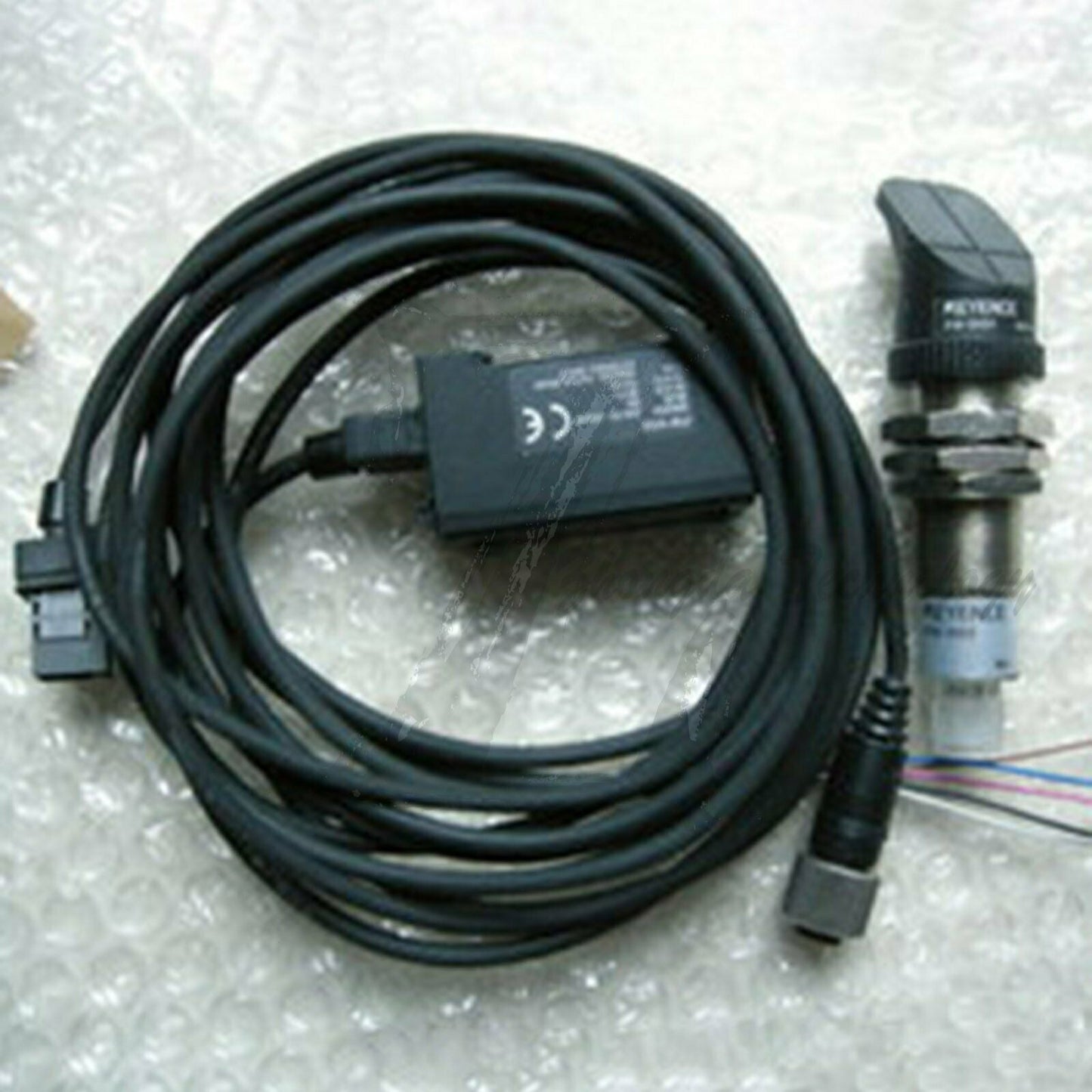 1pcs NEW KEYENCE FW-V20 Fiber amplifier sensing - KEYENCE