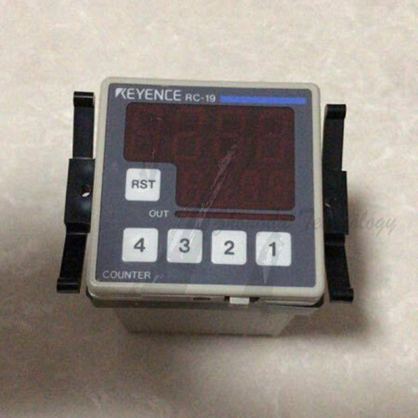 1pcs NEW KEYENCE IL-100 laser sensor - KEYENCE