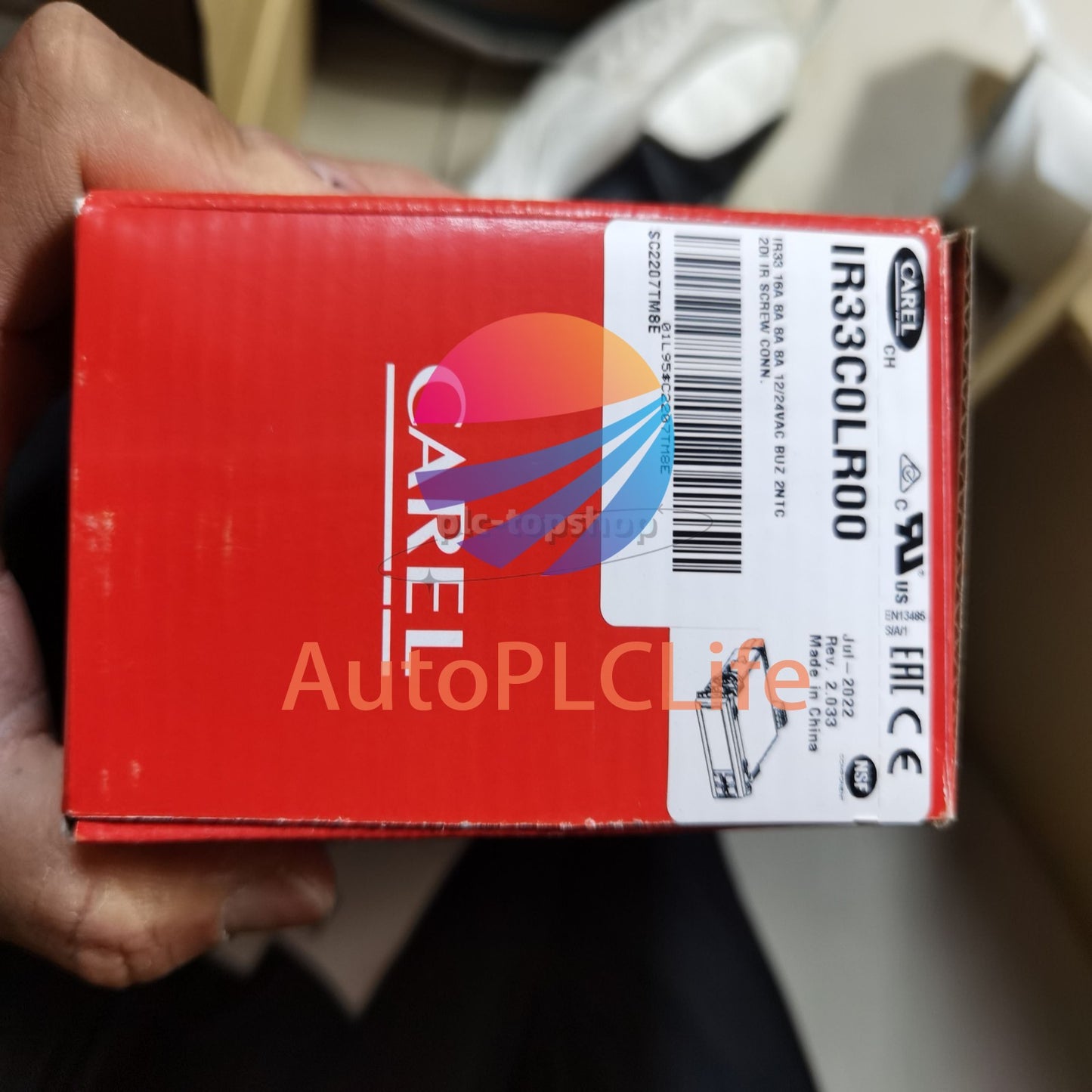 1PCS CAREL Temperature Controller IR33C0LR00