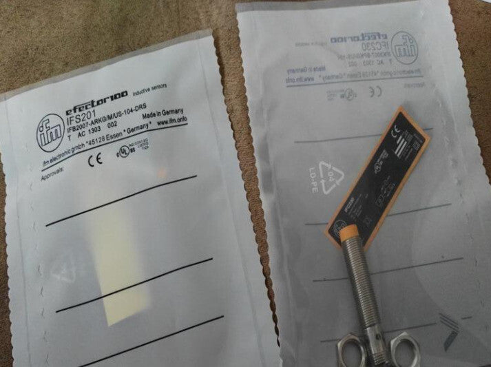 1PC IFM IFS201 Sensor