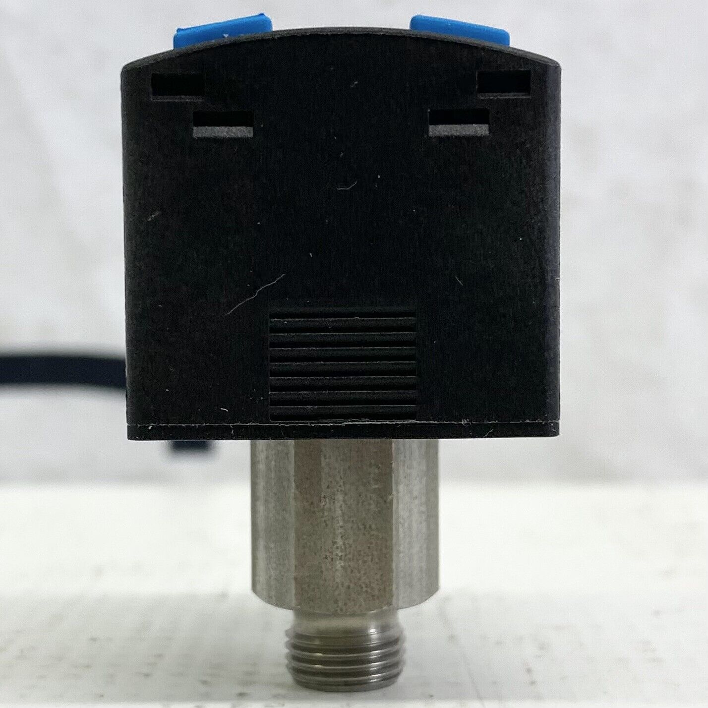 new FESTO SPAN-P10R-G18M-PN-PN-L1 8035544 Pressure Sensor - FESTO