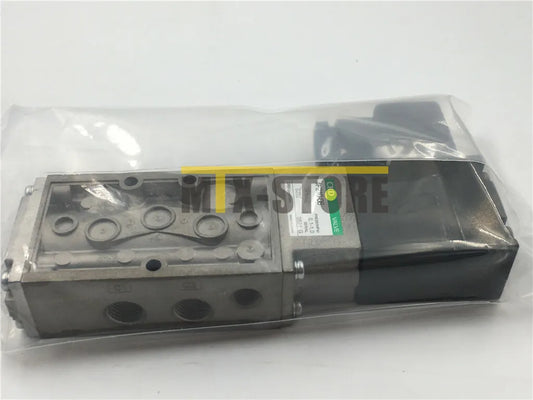 CKD 4F210-08 Solenoid Valve AC110V - CKD