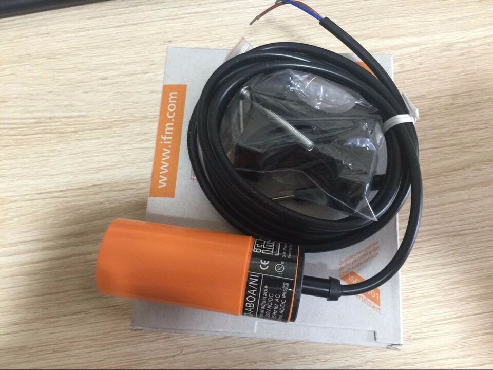 1PC IFM KB0025 Proximity Switch Sensor Free Shipping