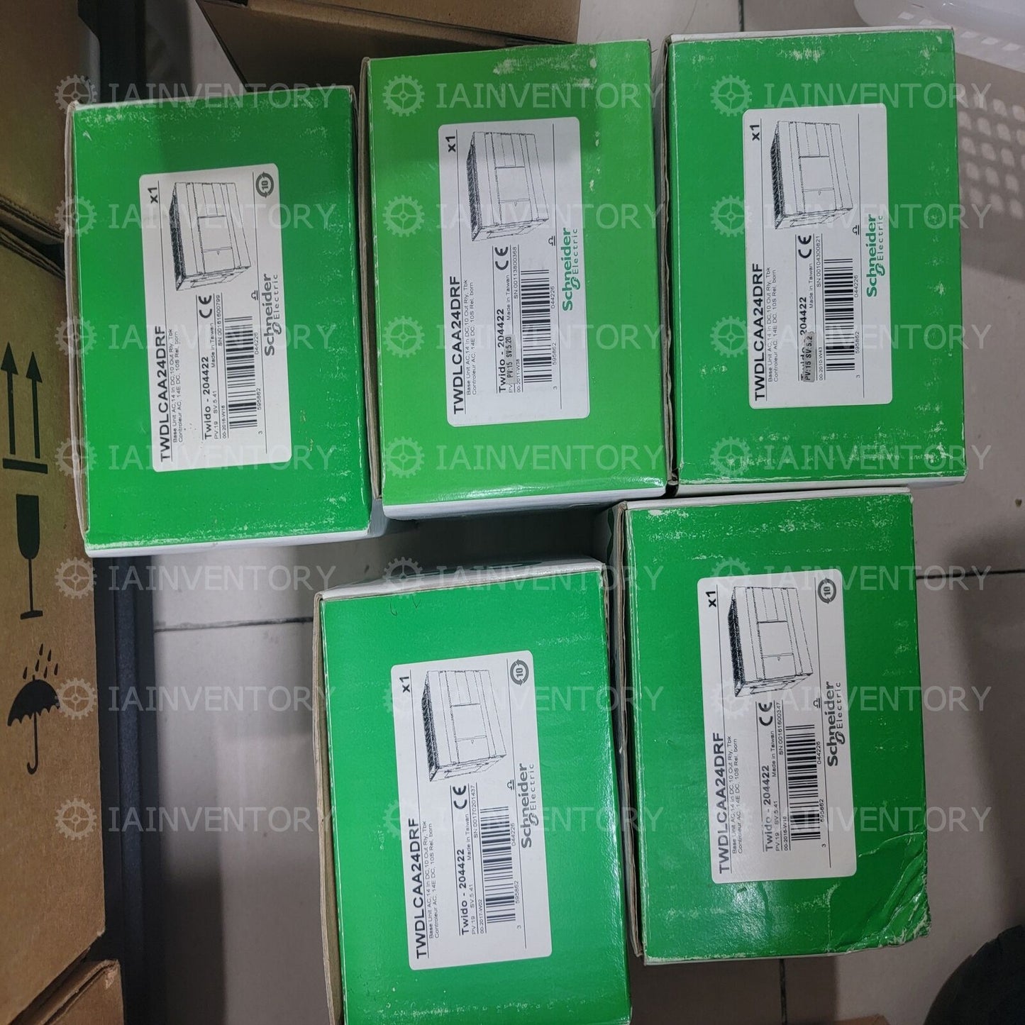 SCHNEIDER TWDLCAA24DRF Base Unit Controller - SCHNEIDER