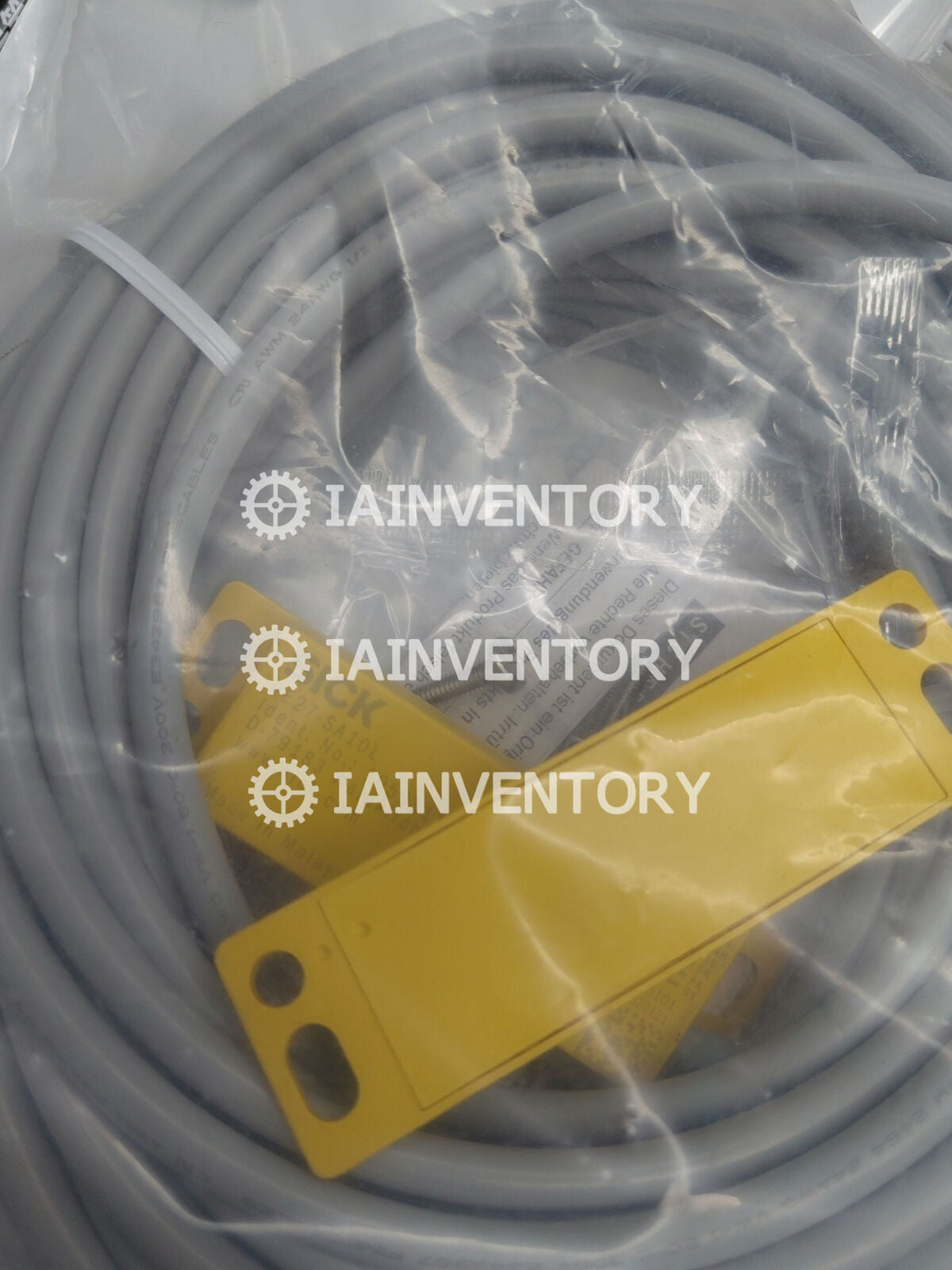 1-Piece Magnetic Safety Switch RE27-SA10L Fast Acting - SAFEGUARDIAN