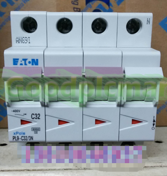 1PCS Eaton Moeller PL9-C32/3N Circuit Breaker 3P+N 32A C-Type