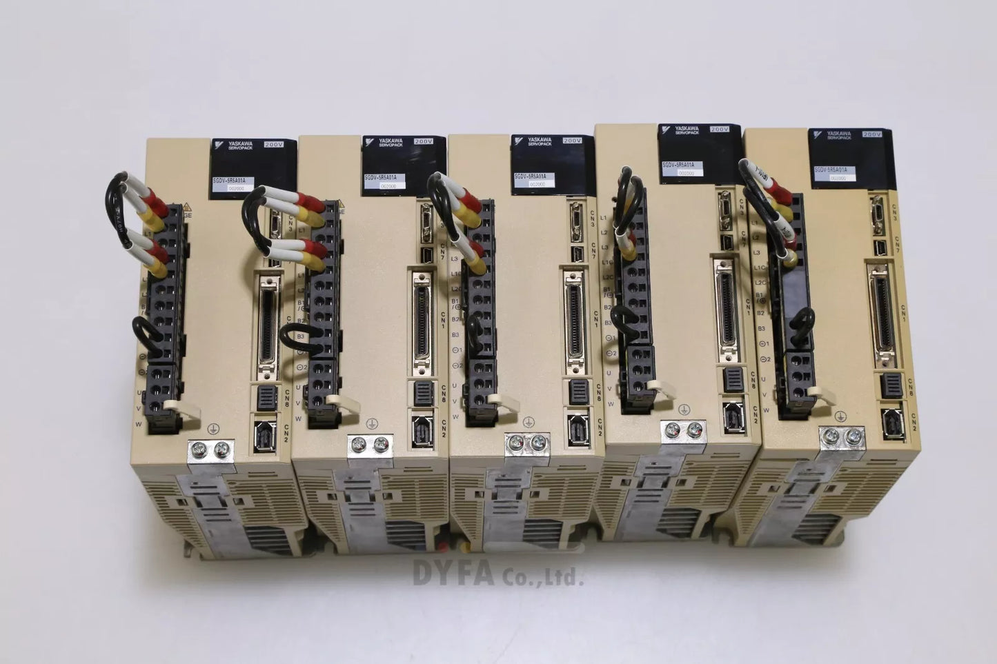 Yaskawa SGDV-5R5A01A002000 AC Servo Drive New - YASKAWA