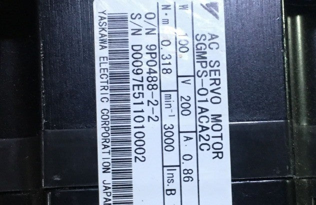 1PC YASKAWA AC SERVO MOTOR SGMPS-01ACA2C
