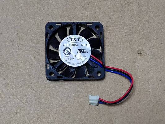 new 1pcs T&T 4007M05C NF1 5VDC 0.20A 4CM 40X40X7MM cooling fan