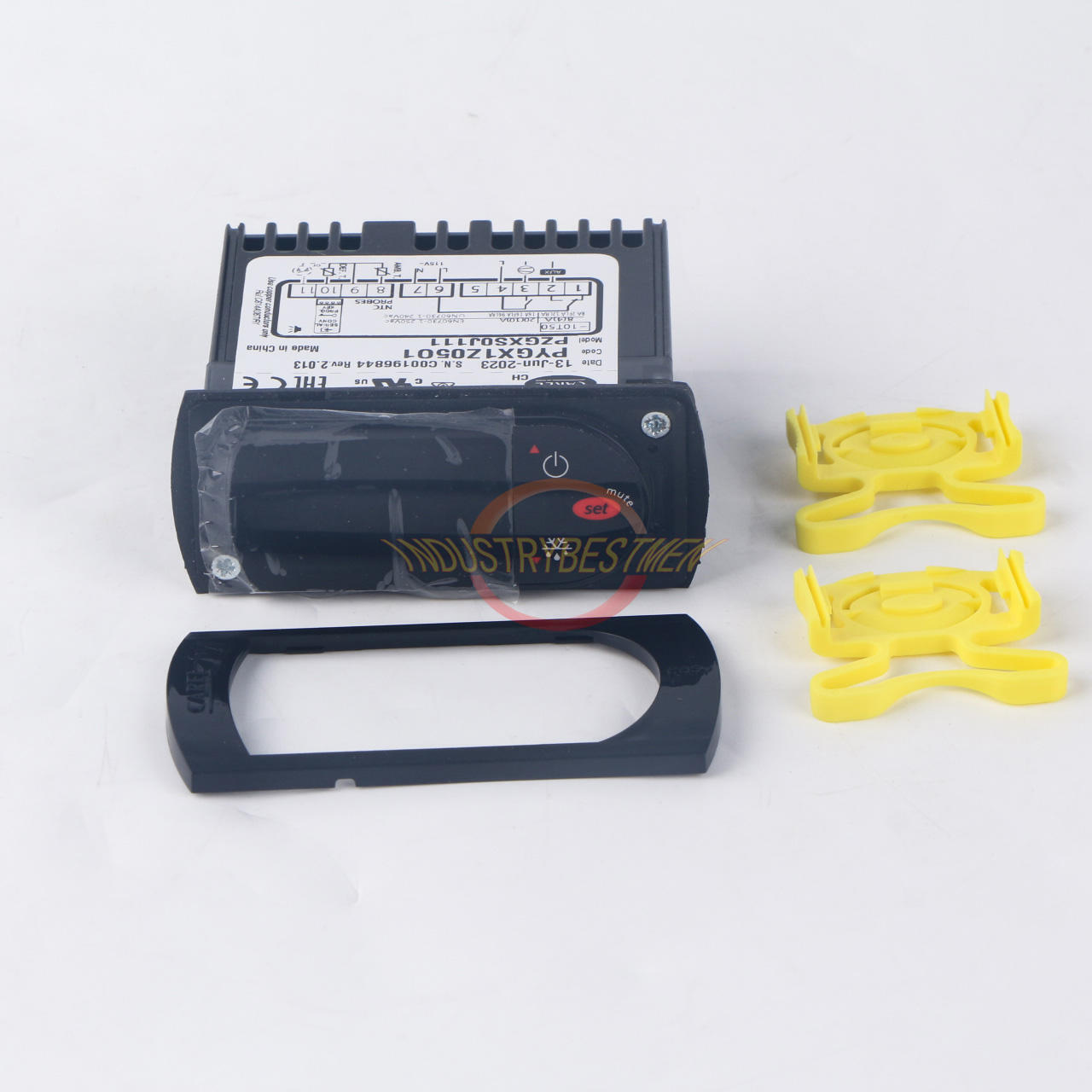 One CAREL PZGXS0J111 Temperature Controller with 2 Sensor Probes - ONE