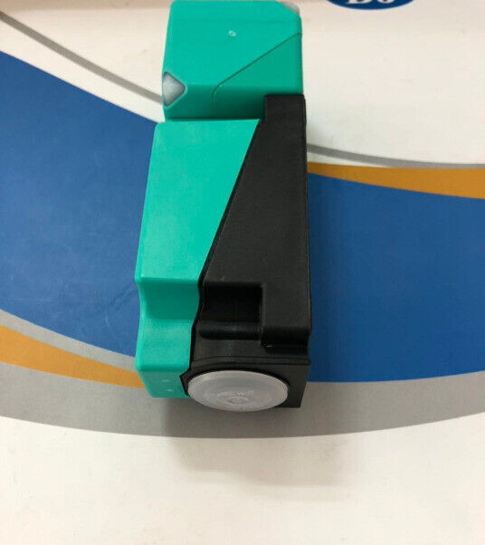 1PC Pepperl+Fuchs NBB15-U1-Z2 Sensor In Box Free Shipping