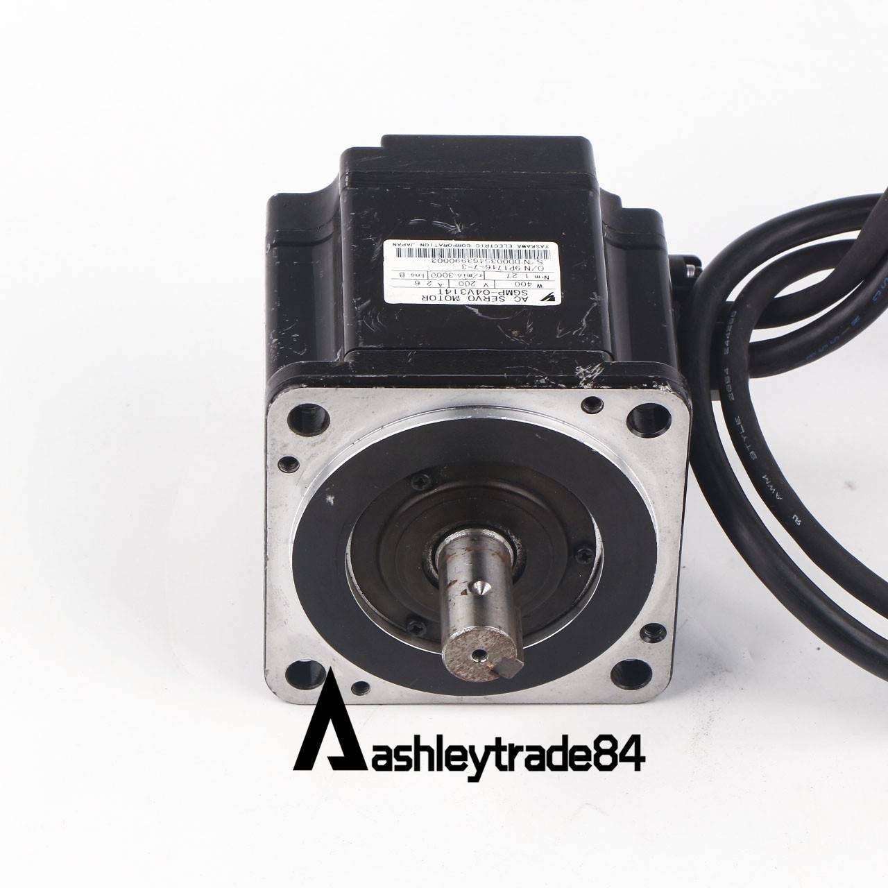 used 1pcs SGMP-04V314T Yaskawa servo motor