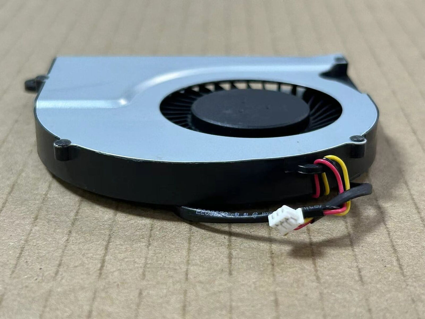 DFS501105FR0T FJL0 6-31-N1502-302-1 cooling fan - VENDOR NAME