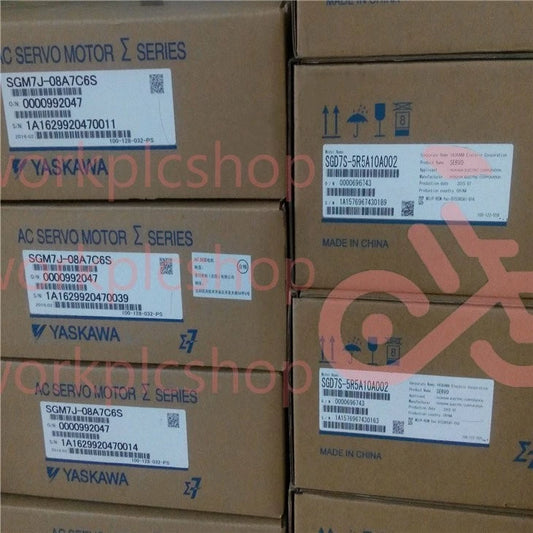 Yaskawa SGM7J-08A7C6S AC Servo Motor SGM7J08A7C6S