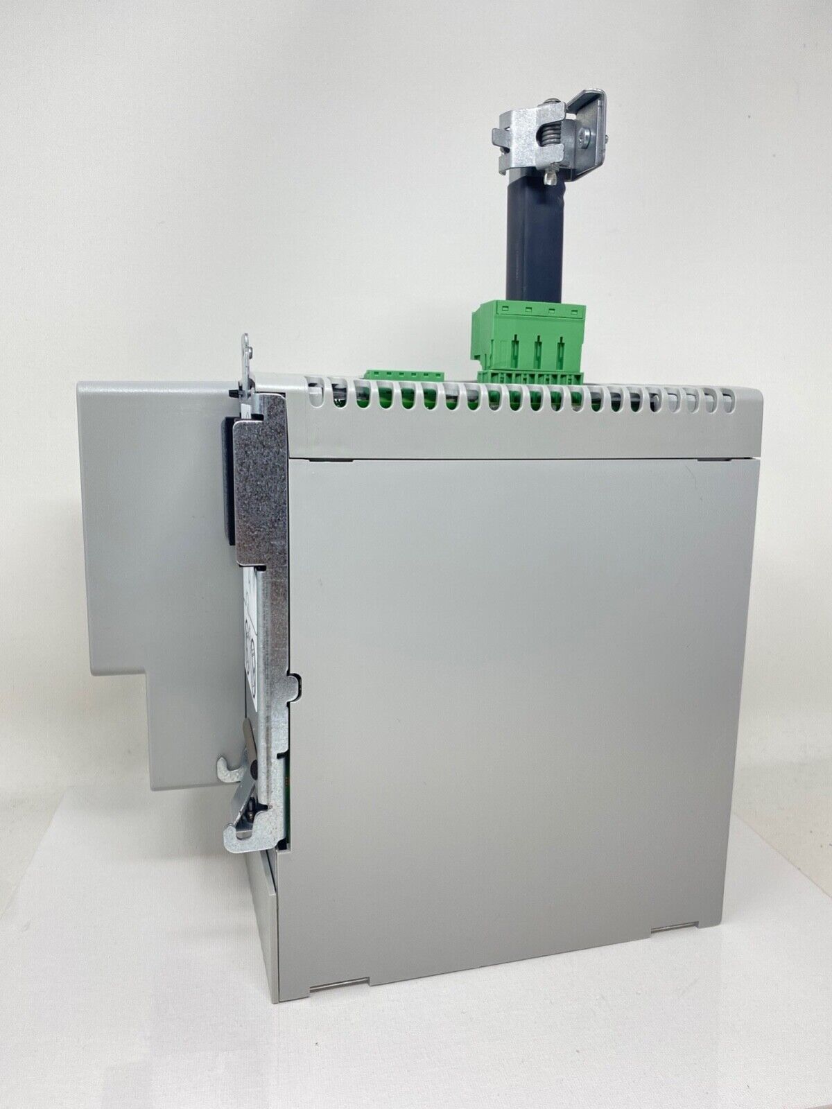 Allen-Bradley 2094-BM03-M Kinetix 30A Power Module - ALLEN-BRADLEY