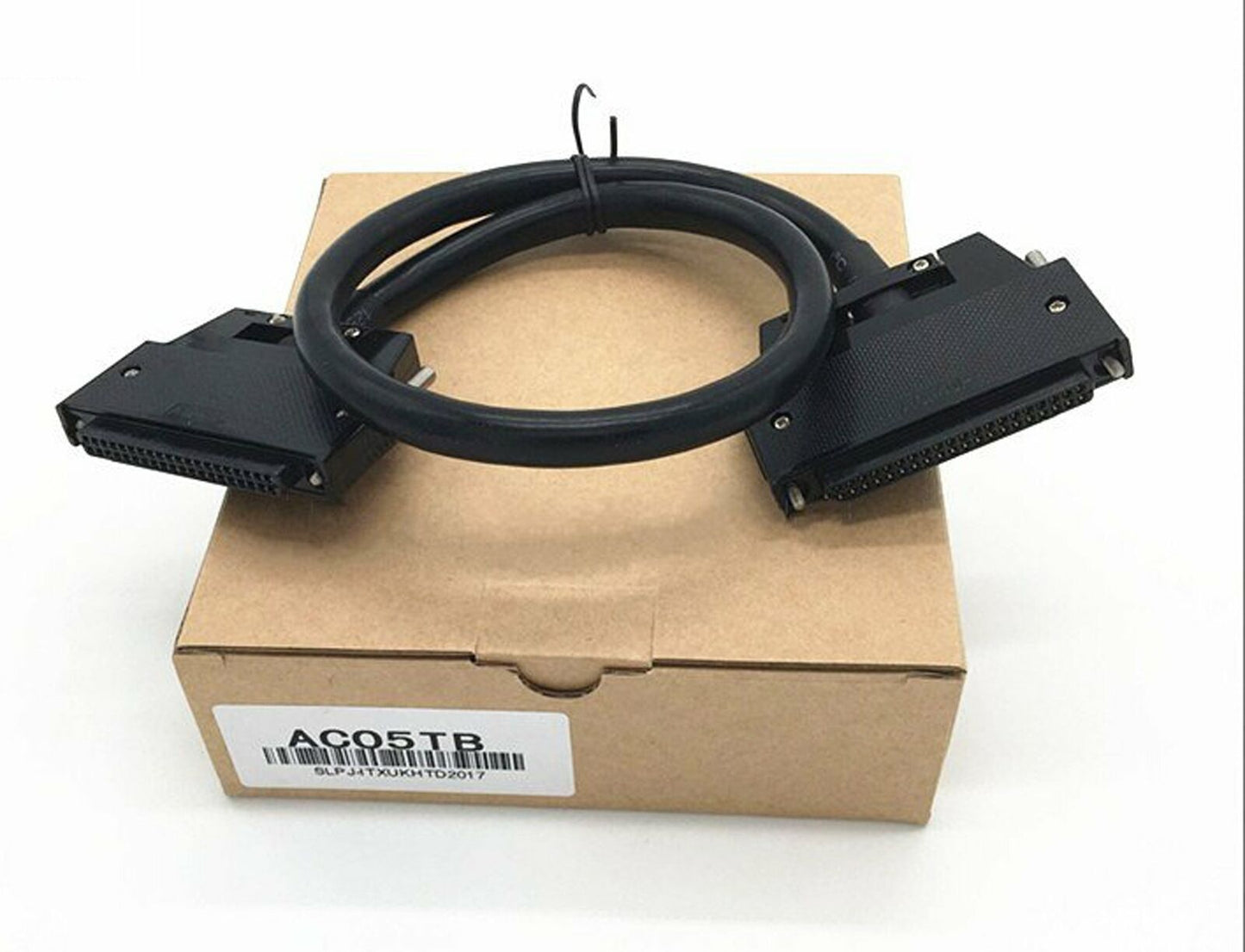 Mitsubishi 1PC IN BOX AC05TB Cable for Programmable Logic Controller PLC - MITSUBISHI