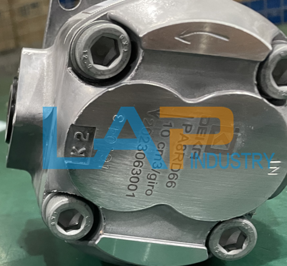 new 1Pcs For PA8RD66 Gear pump