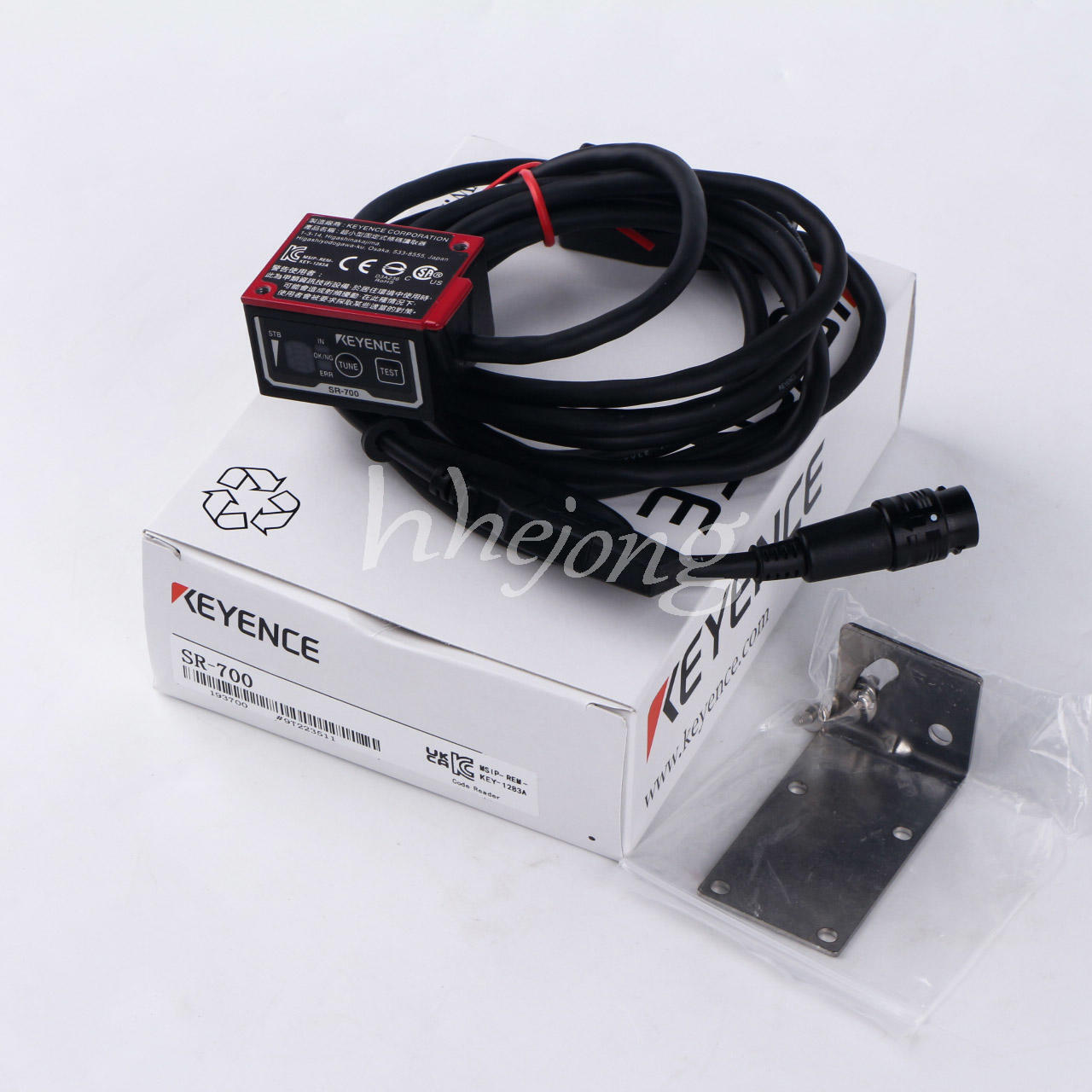 KEYENCE Code Reader SR-700 - KEYENCE