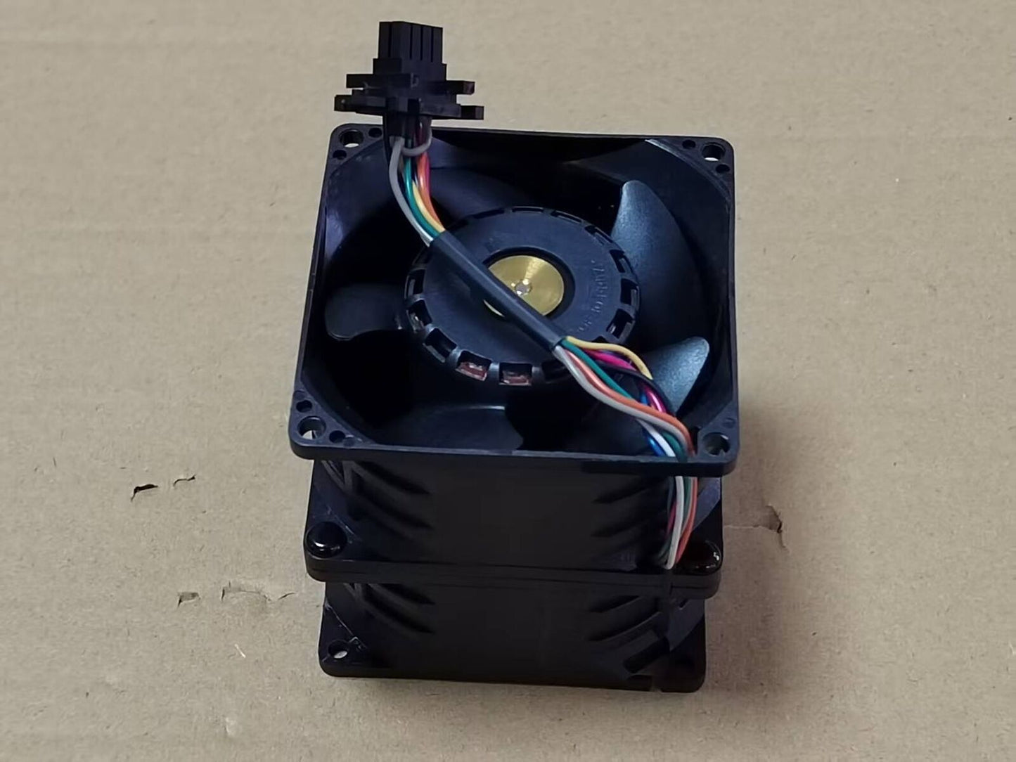 new 1pcs Sanyo 9CRB0812P8G001 12V 9.2A 8080 8CM violence fan