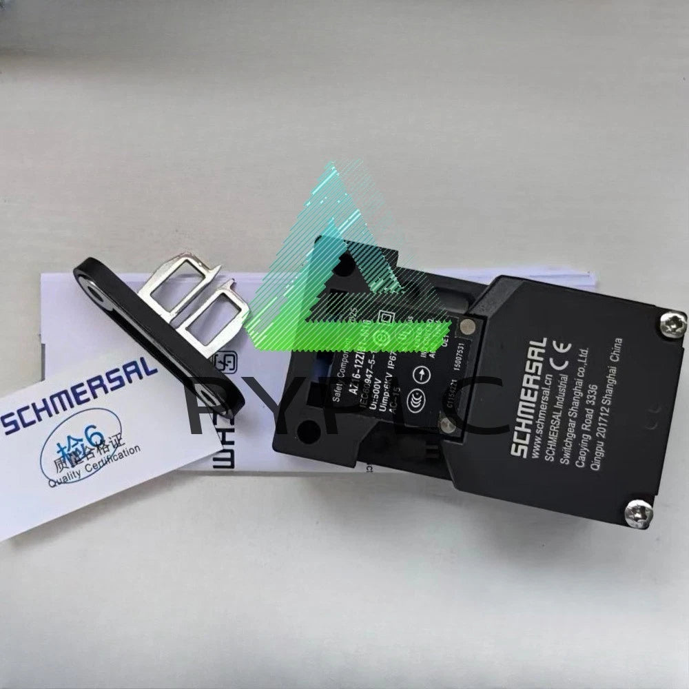 1Pcs FOR Schmersal Safety Switch AZ16-12ZIB1-M16 Freight Free