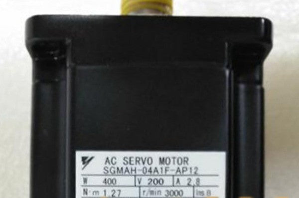 YASKAWA AC SERVO MOTOR SGMAH-04A1F-AP12 SHIPPIN