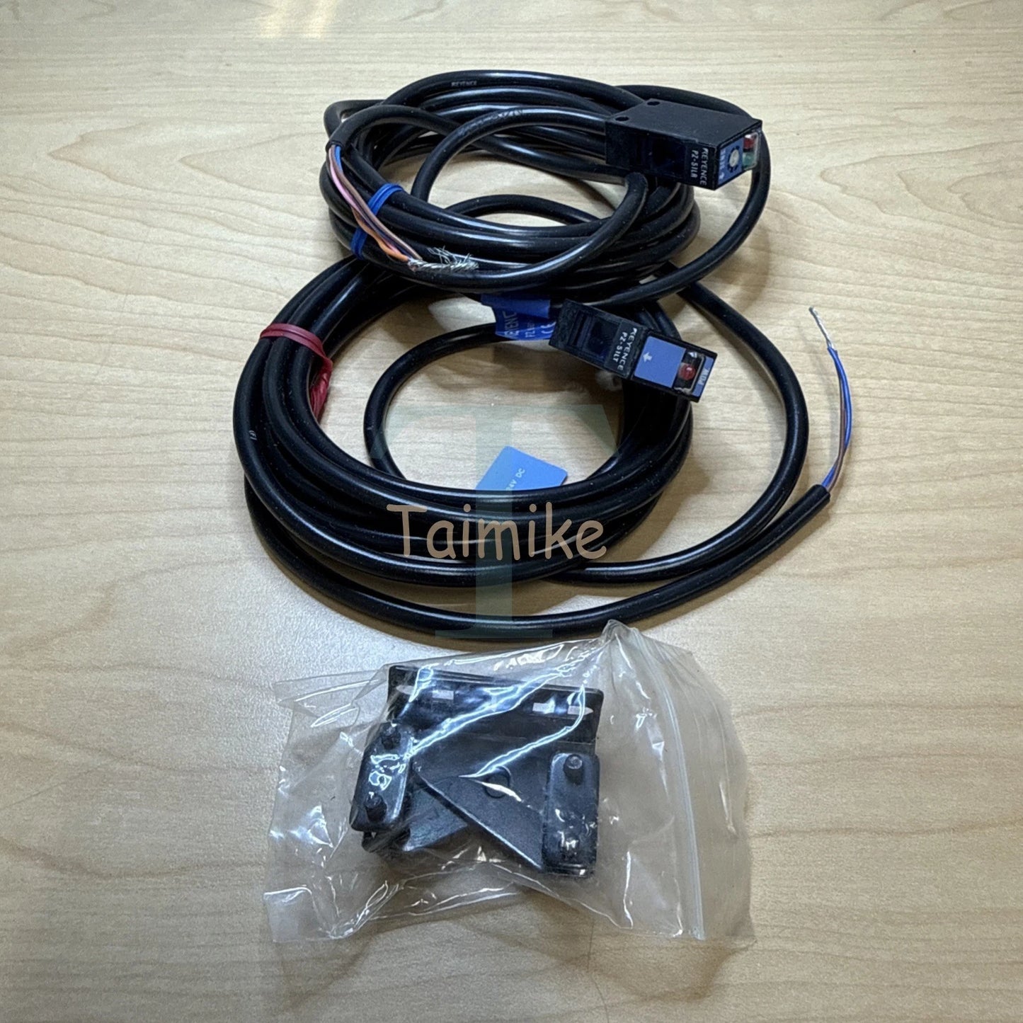 ! Keyence PZ-51L Photoelectric Switch Sensor