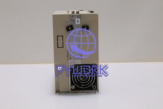 1PCS Yaskawa Servo Driver SGD7S-180A00A Free delivery