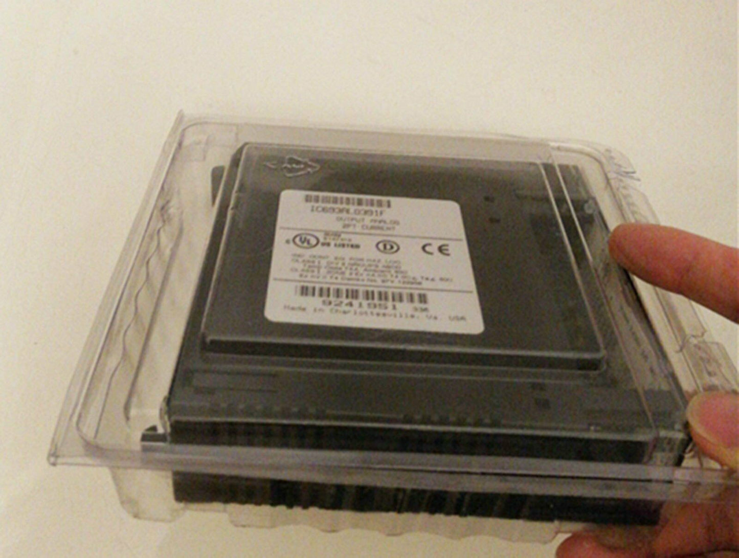 new GE FANUC IC693ALG391 Analog Output Module In Box - GE