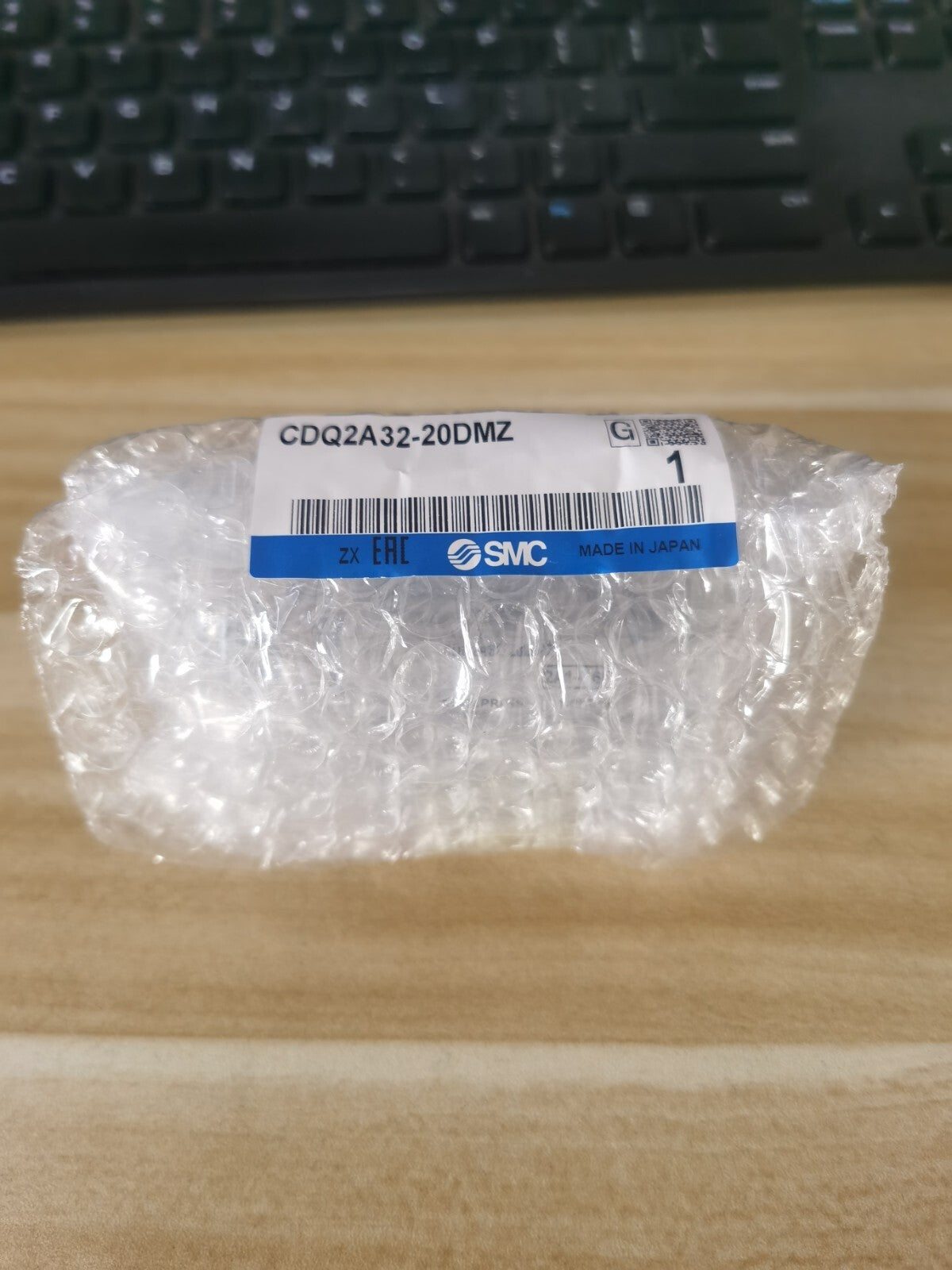 1PC SMC CDQ2A32-20DMZ CDQ2A3220DMZ Cylinder Free Ship