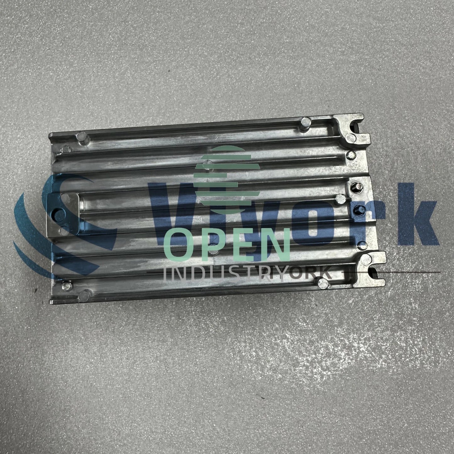 1PCS Mitsubishi FR-D720-0.2K INVERTER