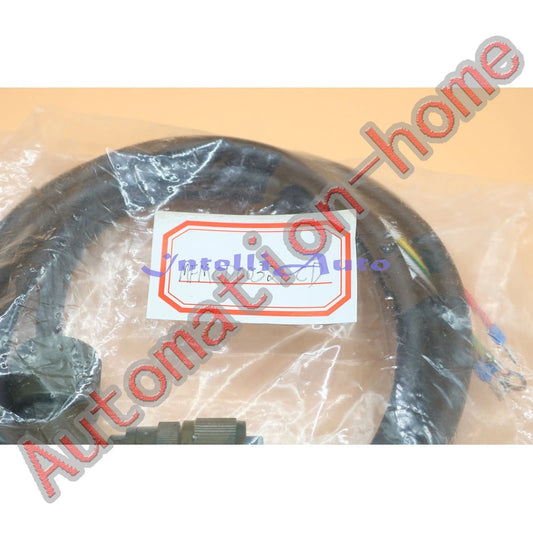 1Pcs For Panasonic MFMCD0032ECD A4/A5 High-power servo motor line UVW 3m#QW