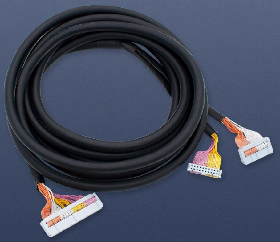 1PCS FIT FOR PLC terminal block connector cable XW2Z-150N 1.5M