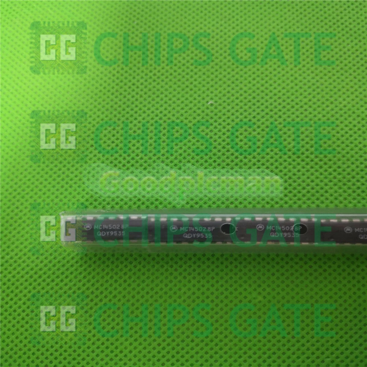 4PCS MC145028P MOT 0513+ DIP14