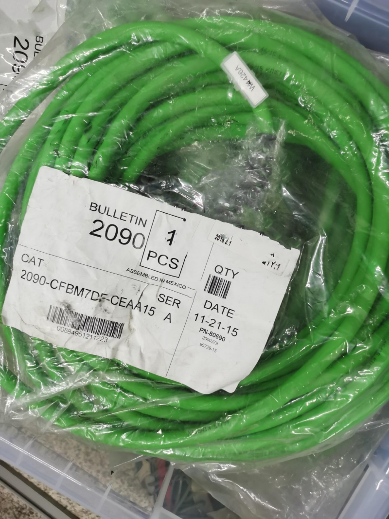 1PCS Servo Power Cable 2090-CFBM7DF-CEAA15 15M - XX BRAND
