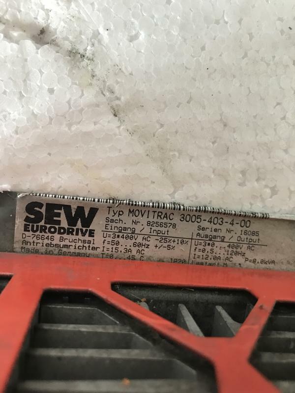 MOVITRAC 3005-403-4-00 Drive Controller for Efficient Performance - MOVITRAC