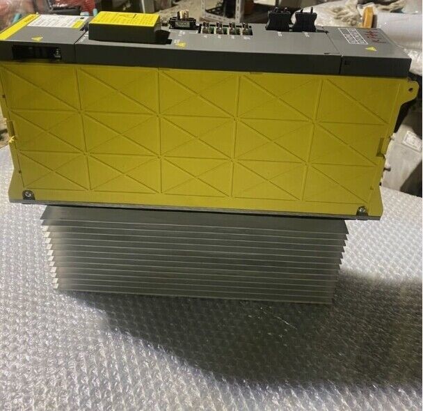 Fanuc A06B-6096-H106 Servo Amplifier Module - FANUC