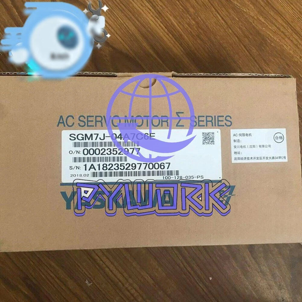 1PCS Yaskawa Servo Motor SGM7J-04A7C6E