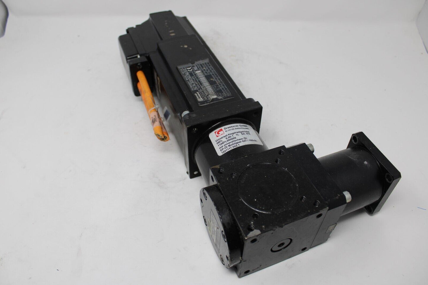 used Indramat MKD041B-144-KP1-KN Motor - INDRAMAT