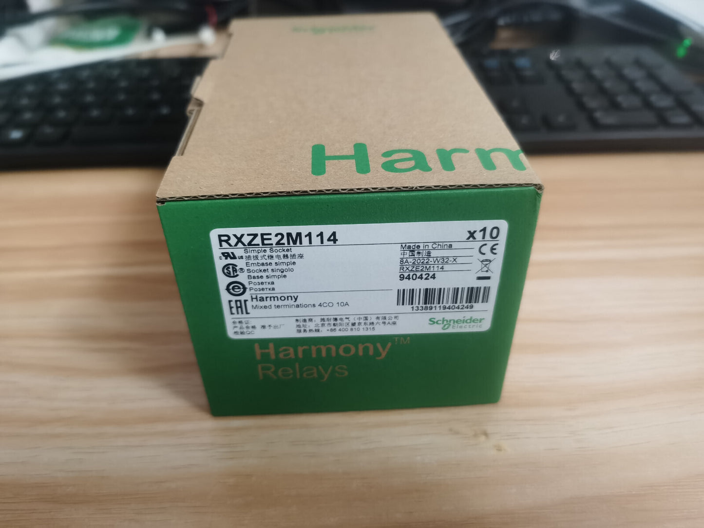 10PCS/1Box Schneider RXZE2M114 Miniature Relay Sockets In Box