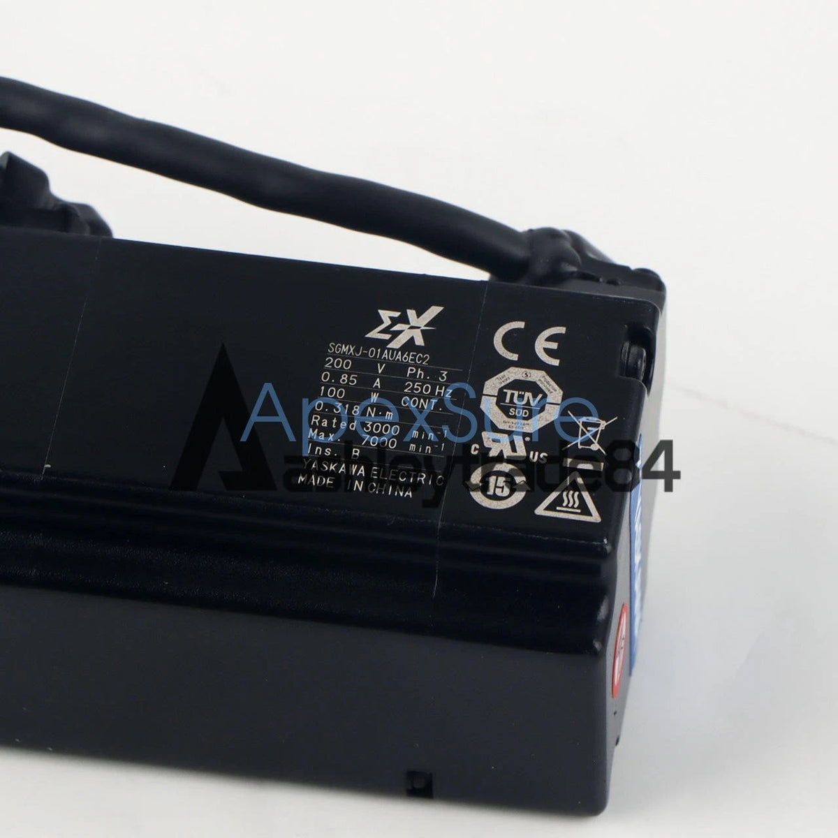 1PC Yaskawa SGMXJ-01AUA6EC2 AC Servo Motor