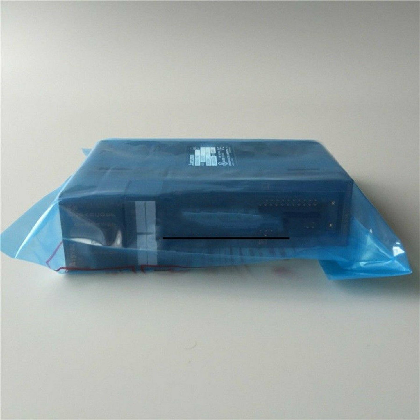Mitsubishi Mitsubishi PLC Module A1SY82 IN BOX - MITSUBISHI
