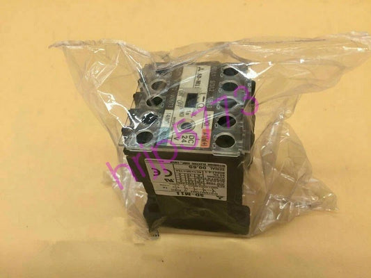 1PC MITSUBISHI SD-M11 SDM11 Magnetic Contactor