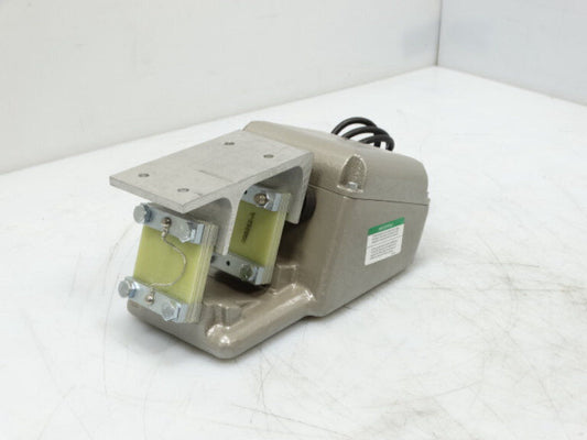 FMC F-010-B: OPERATING MECHANISM - FMC