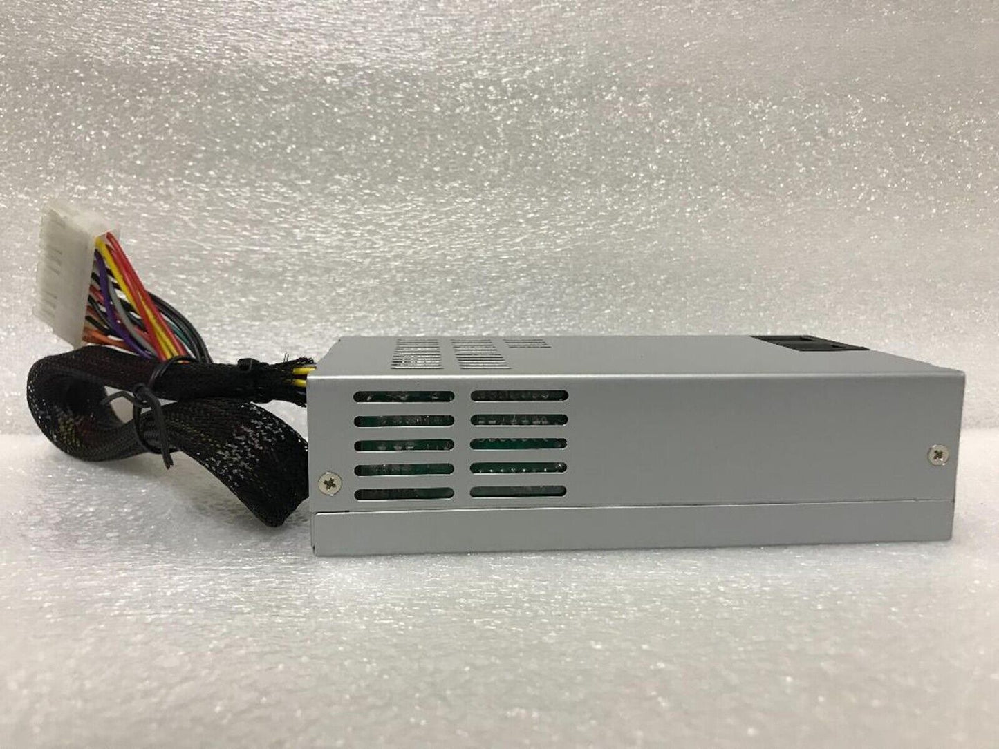 SEVENTEAM ST-220FUB-05E 220W Server Power Supply - SEVENTEAM