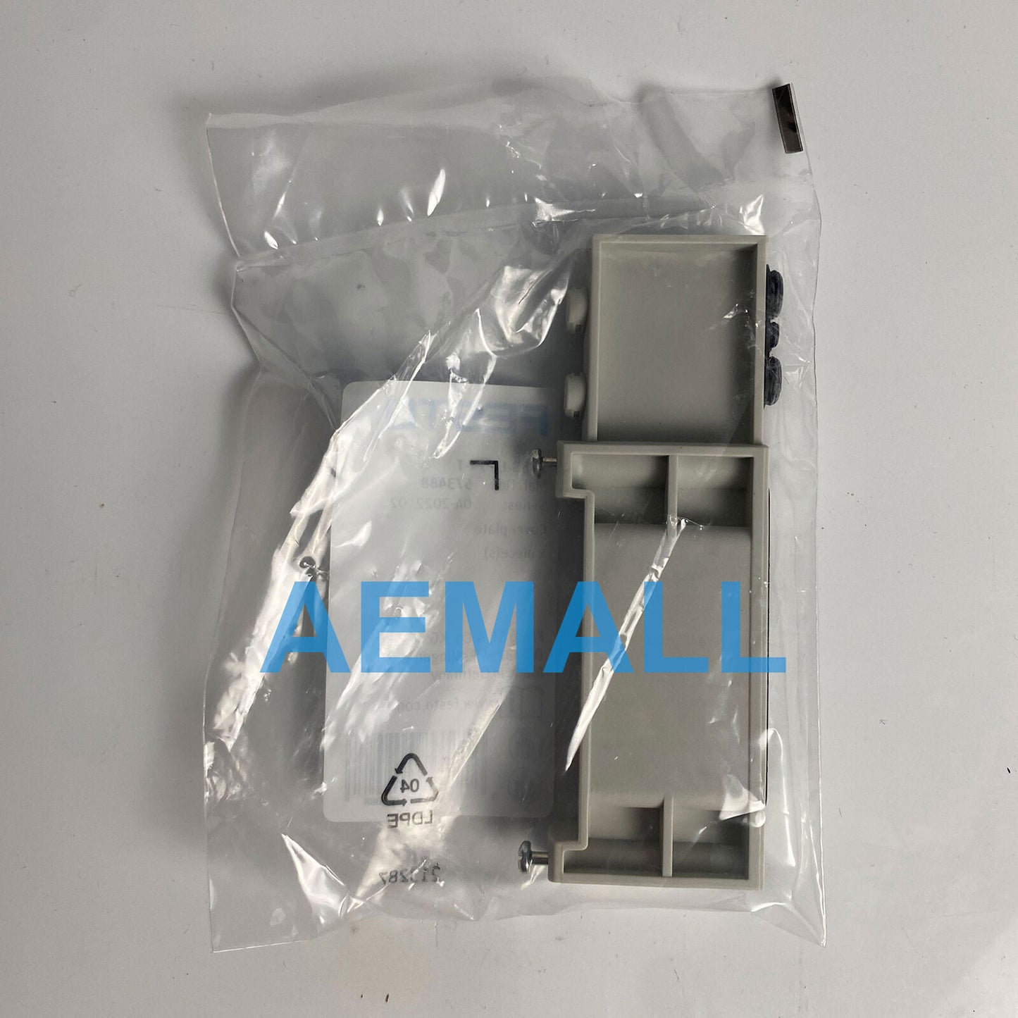1pcs Festo VABB-L1-14-T 573488 Cover Plate