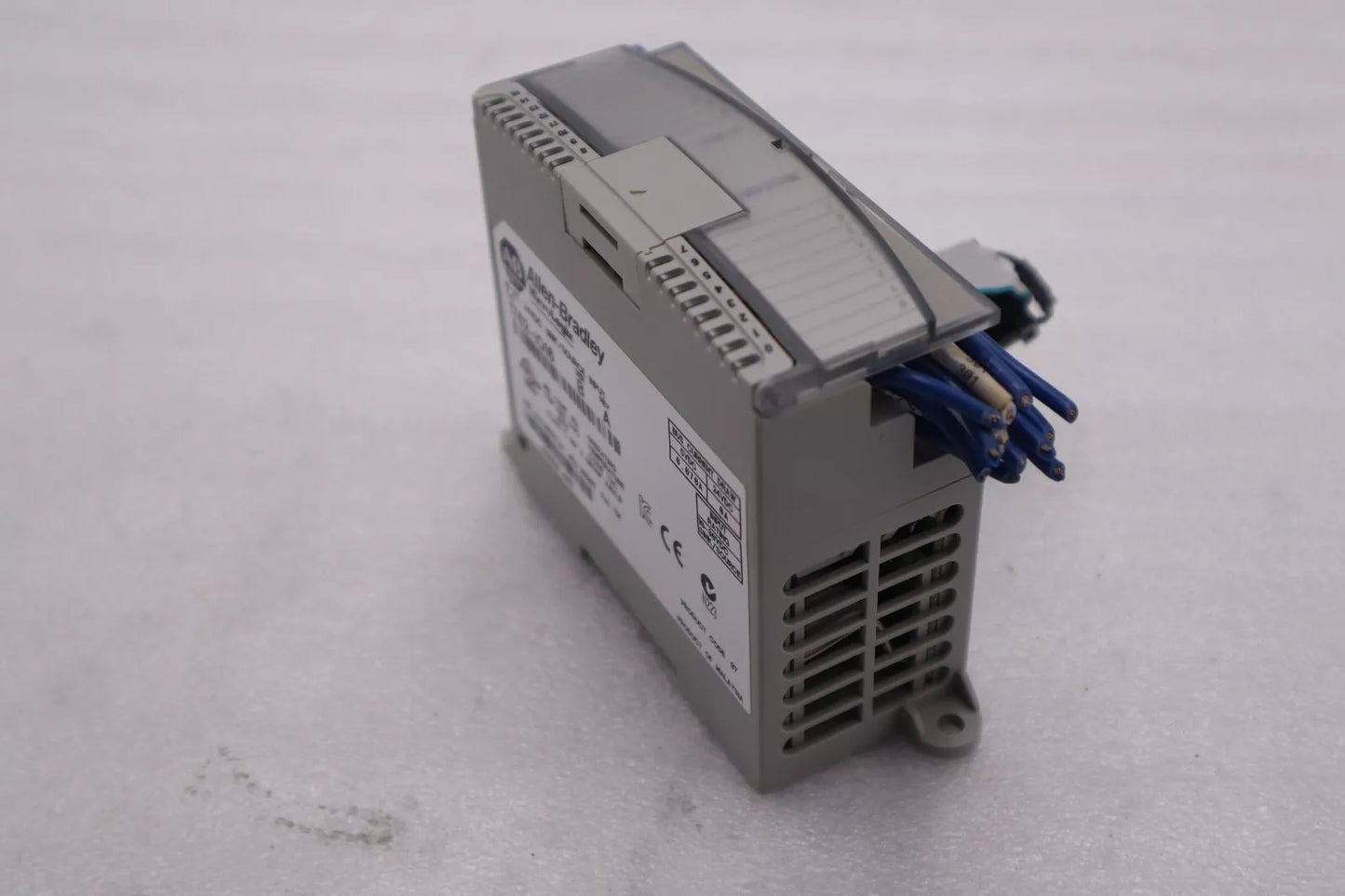 Sealed AB 1762 IQ16 MicroLogix 16 PT 24V DC Input Surplus In Box - MICROLOGIX