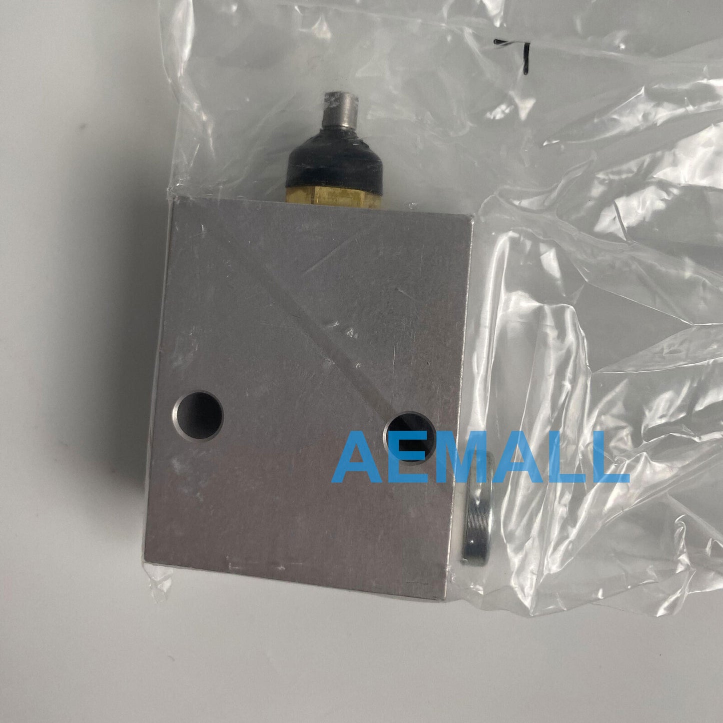 1pcs Festo V/O-3-1/8 4938 Stem Actuated Valve