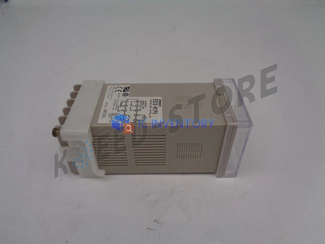1PCS Omron E5CS-R1PX thermostat